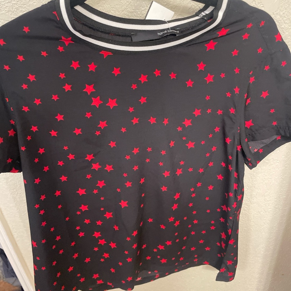 Harve Benard Red and Black Fitted Short Sleeve Tee
